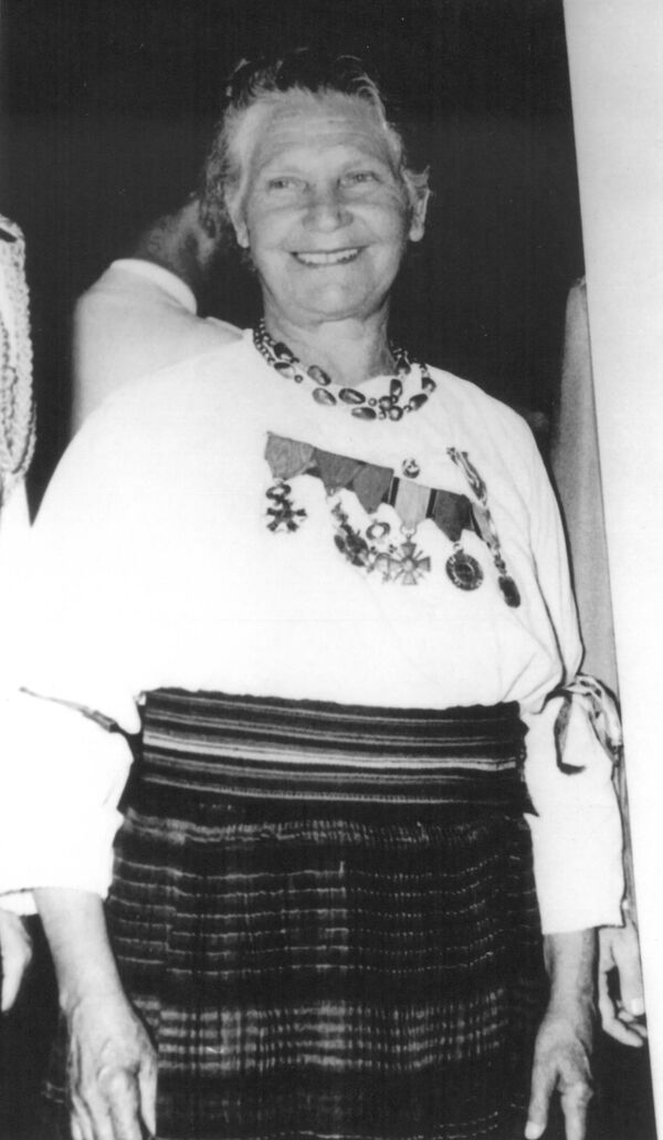 Ексклузивно сећање унуке Милунке Савић: Ћутала је о ранама, Србија је ћутала о њој (видео)  - Sputnik Србија