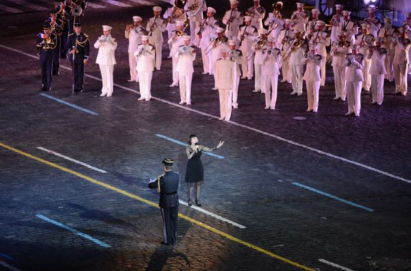Прва жена на челу председничког оркестра Кремља: Славимо 101. рођендан Прва жена на челу председничког оркестра Кремља: Славимо 101. рођендан - Sputnik Србија