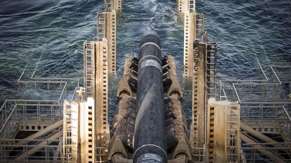 Polaganje cevi za gasovod Severni tok 2 u vodama Švedske - Sputnik Srbija