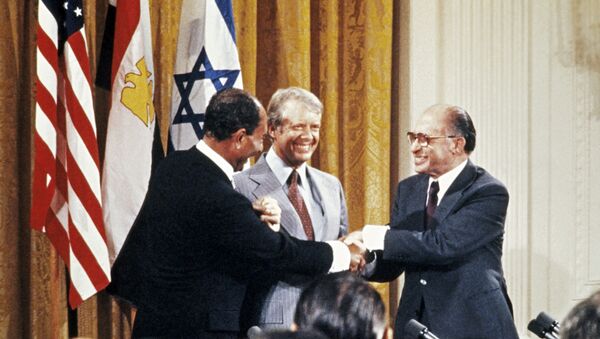 Потписивање Кемпдејвидског споразума у Белој кући 26. марта 1979. - Sputnik Србија
