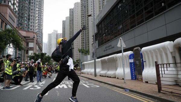 Насилни протести у Хонг Конгу - Sputnik Србија