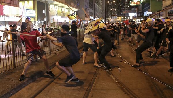 Sukobi demonstranata u Hongkongu - Sputnik Srbija