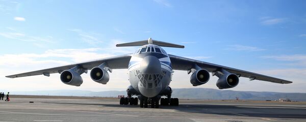 Vojni transportni avion Il-76 Vojni transportni avion Il-76 - Sputnik Srbija