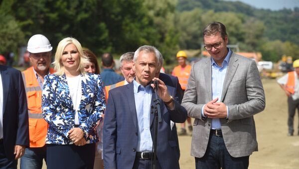 Vučić i Bocan-Harčenko obilaze izgradnju vijadukta Čortanovci - Sputnik Srbija