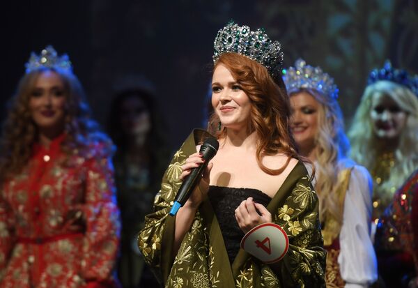 Учеснице финала конкурса Мисис Русија 2019 - Sputnik Србија