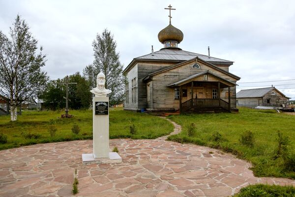 Crkva Afanasija patrijarha Aleksandrijskog u selu Varzuga u Murmanskoj oblasti - Sputnik Srbija