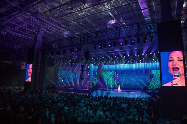 Kako je „Oro“ fasciniralo Šojgua (foto, video) - Sputnik Srbija