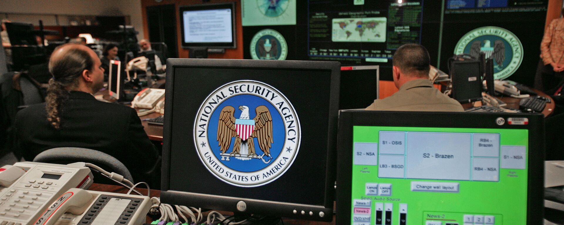 Компјутер са логом Националне безбедносне агенције САД у Мериленду - Sputnik Србија, 1920, 20.11.2021