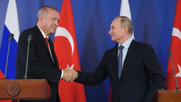 Predsednik Rusije Vladimir Putin i predsednik Turske Redžep Tajip Erdogan - Sputnik Srbija
