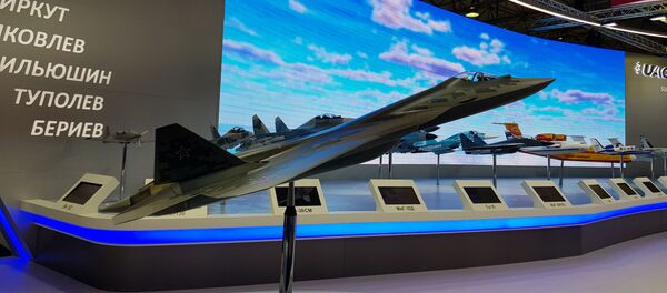 На авио-салону МАКС представљени су и најновији сухоји, укључујући и авион пете генерације Су-57, као и њихове макете - Sputnik Србија