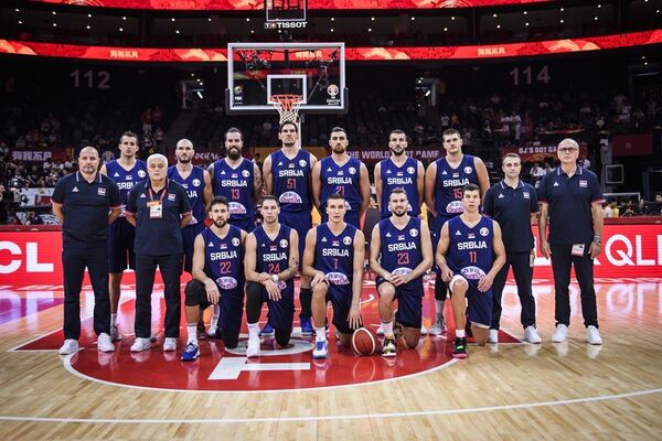 Tukli smo Amere na njihovom terenu, pa „gaučose“ u finalu SP, dobili heroje nacije, možemo li opet? (foto, video) Tukli smo Amere na njihovom terenu, pa „gaučose“ u finalu SP, dobili heroje nacije, možemo li opet? (foto, video) - Sputnik Srbija