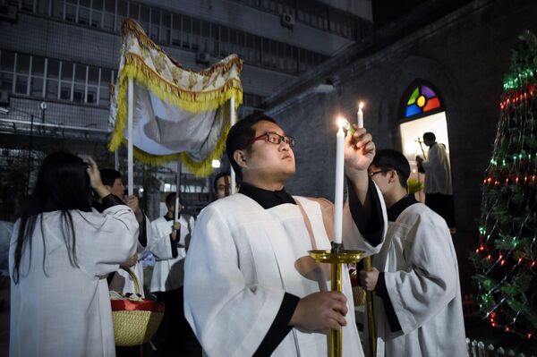 Кључни историјски корак у односима Кине и Ватикана Кључни историјски корак у односима Кине и Ватикана - Sputnik Србија