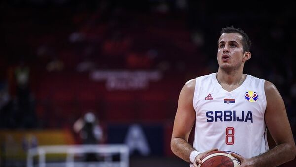 Srpski košarkaš Nemanja Bjelica na utakmici protiv Filipina u Kini - Sputnik Srbija