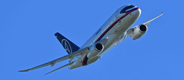 Авион Сухој суперџет ССЈ100 - Sputnik Србија