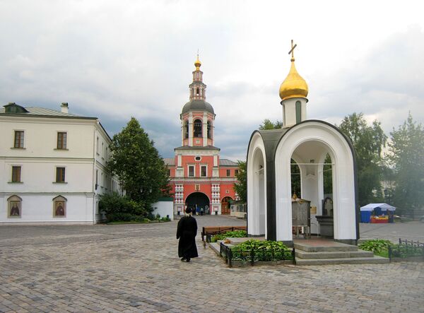 Капела и улаз у цркву у Манастиру Свети Данило - Sputnik Србија