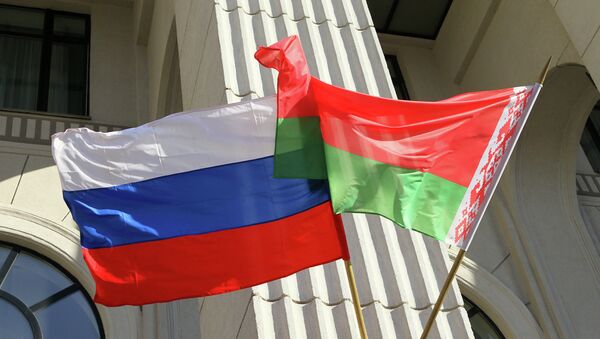 Државне заставе Русије и Белорусије - Sputnik Србија