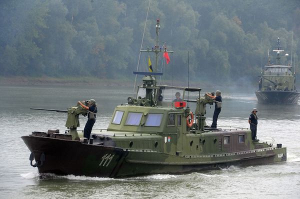 Вежба „Бегеј 2019“ — борбена возила, пловила, ваздухоплови... (фото) Вежба „Бегеј 2019“ — борбена возила, пловила, ваздухоплови... (фото) - Sputnik Србија