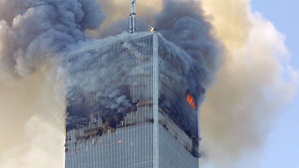 Једна од кула у Њујорку која је нападнута 11. септембра - Sputnik Србија