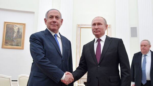 Predsednik Rusije Vladimir Putin i premijer Izraela Benjamin Netanijahu - Sputnik Srbija