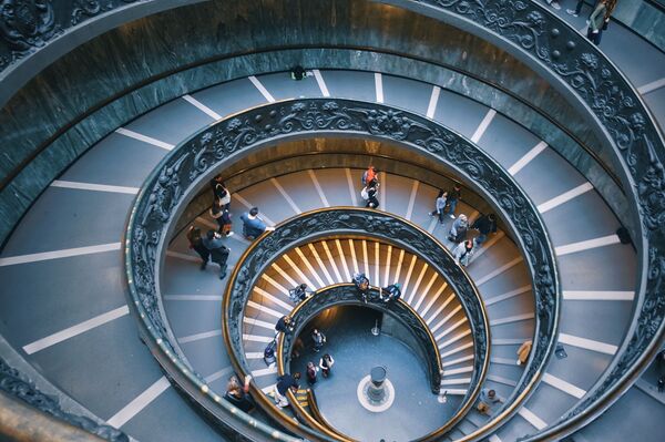 Kako je Holivud doveo Vatikan do granice bankrotstva  - Sputnik Srbija