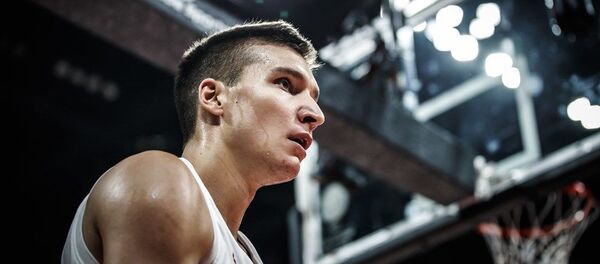 Богдан Богдановић на мечу против Чешке Богдан Богдановић на мечу против Чешке - Sputnik Србија