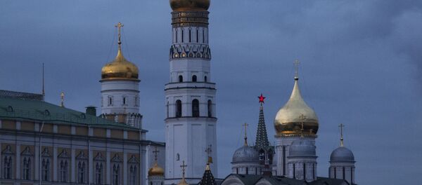 Kremaljski dvorac, zvonik Ivana Velikog i Arhangelski sabor u moskovskom Kremlju - Sputnik Srbija