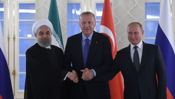Hasan Rohani, Redžep Tajip Erdogan i Vladimir Putin - Sputnik Srbija