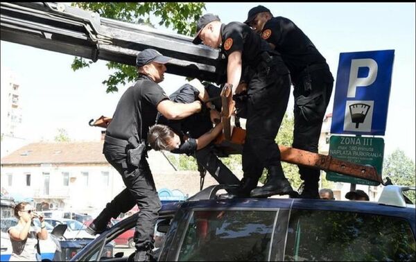 Марку Милачићу одређено задржавање у притвору, он поручио: Ово је освета тужилаштва! Марку Милачићу одређено задржавање у притвору, он поручио: Ово је освета тужилаштва! - Sputnik Србија