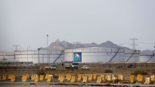 Цистерне нафтне рафинерије саудијске компаније Сауди Арамко - Sputnik Србија
