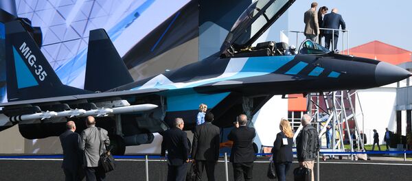 Ловац МиГ-35  - Sputnik Србија