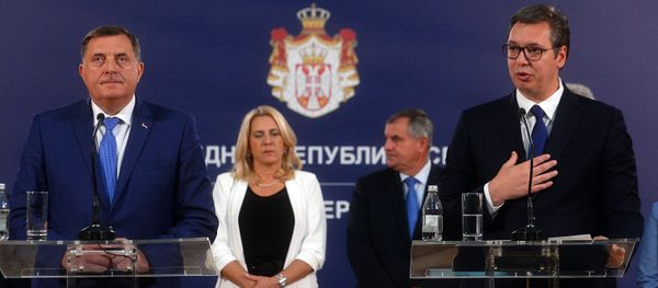 Додик и Вучић: Дејтонски споразум једино може да се мења договром сва три народа Додик и Вучић: Дејтонски споразум једино може да се мења договром сва три народа - Sputnik Србија