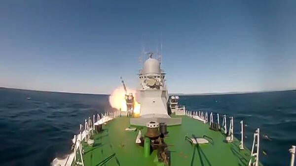 Прво лансирање крстареће ракете Х-35 Уран са брода Смерч - Sputnik Србија