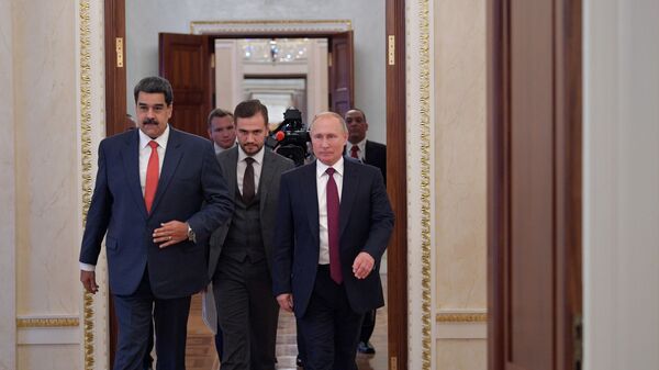 Predsednici Venecuele i Rusije, Nikolas Maduro i Vladimir Putin, nakon sastanka u Kremlju - Sputnik Srbija