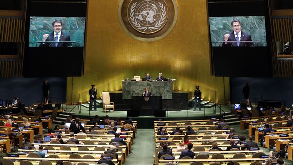 Predsednik Hondurasa Huan Orlando Ernandez Alvarado obraća se 74. sednici Generalne skupštine UN - Sputnik Srbija