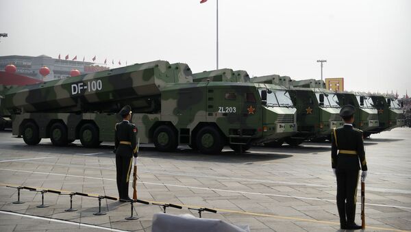 Dongfeng-100 na vojnoj paradi u Pekingu - Sputnik Srbija