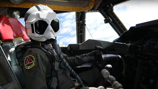 Pilot se sprema za nuklearni napad - Sputnik Srbija