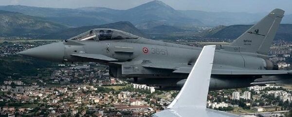 Вежбе НАТО-а и Црне Горе Вежбе НАТО-а и Црне Горе - Sputnik Србија