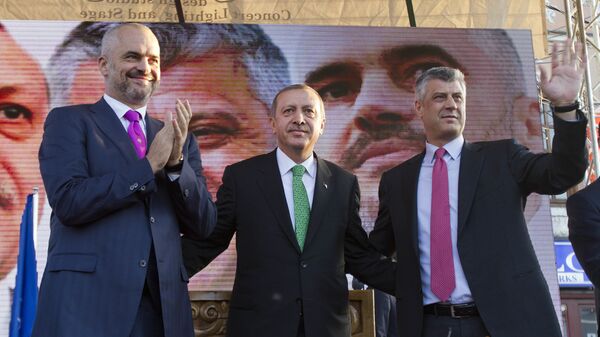 Ердоган у Призрену октобра 2013. када је изјавио да је Косово Тусрка  - Sputnik Србија