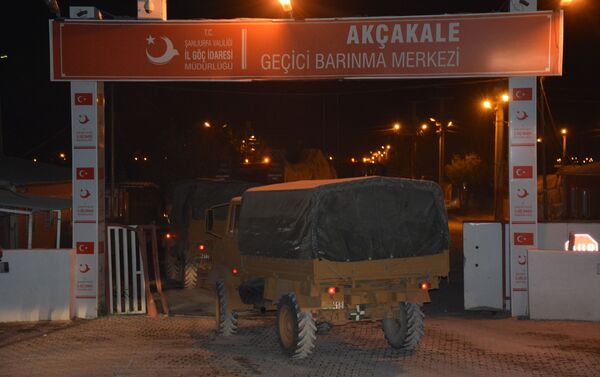 Пребацивање турске војске и технике на границу са Сиријом  - Sputnik Србија