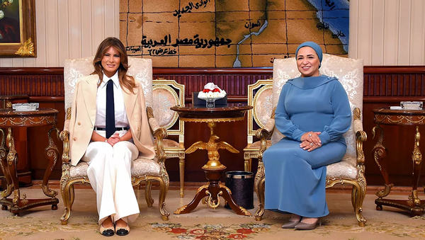 Melanija Tramp sa suprugom predsednika Egipta Intisar al Sisi - Sputnik Srbija