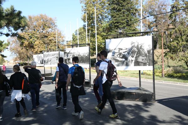 I posle 75 godina suze za oslobođeni Beograd (foto) I posle 75 godina suze za oslobođeni Beograd (foto) - Sputnik Srbija
