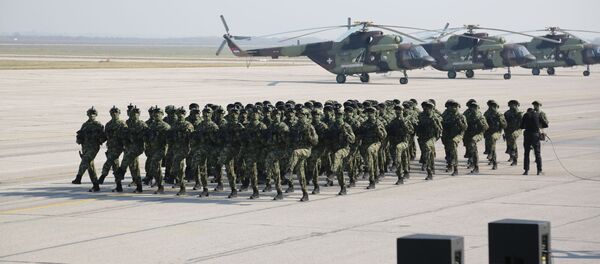 Pripadnici VS 63. padobranskog bataljona na prikazu vojne sposobnosti „Sloboda 2019“ - Sputnik Srbija