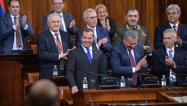 Obraćanje predsednika ruske Vlade Dmitrija Medvedeva u Narodnoj Skupštini Republike Srbije - Sputnik Srbija