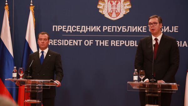 Predsednik Srbije Aleksandar Vučić i predsednik Vlade Ruske Federacije Dmitrij Medvedev - Sputnik Srbija
