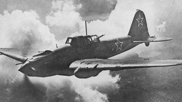 Sovjetski lovac Il-2 Šturmovac u akciji - Sputnik Srbija