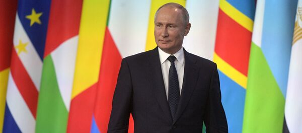 Руски председник Владимир Путин Руски председник Владимир Путин - Sputnik Србија