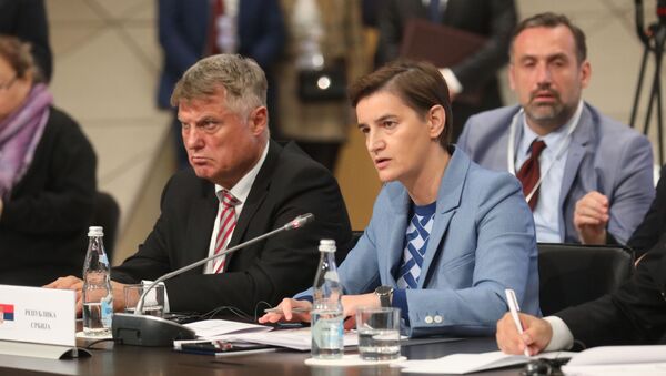 Mirosalv Lazanski i Ana Brnabić na sednici Evroazijskog međuvladinog saveta u Moskvi. - Sputnik Srbija