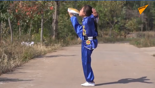 Kineska devojčica majstor kung-fua - Sputnik Srbija