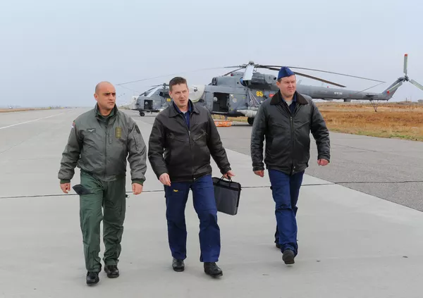Мигови и хеликоптери на руском небу, пилотирају Срби /фото/ Мигови и хеликоптери на руском небу, пилотирају Срби /фото/ - Sputnik Србија