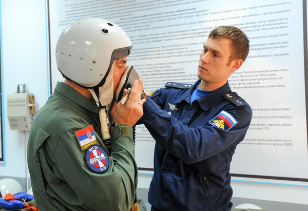 Migovi i helikopteri na ruskom nebu, pilotiraju Srbi /foto/ Migovi i helikopteri na ruskom nebu, pilotiraju Srbi /foto/ - Sputnik Srbija